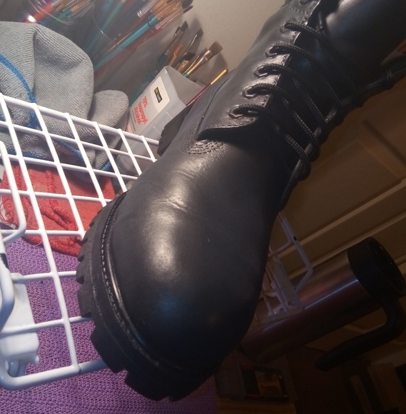 Timberlins - Picture 2 of 4